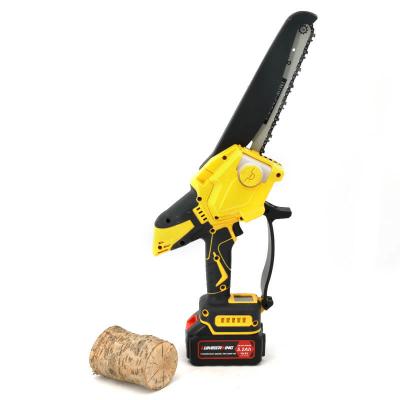 Cina Telescopic Electric Pole Saw & Mini Chainsaw Battery Chain Saw Powered 8 Inch Brushless Electric Rotatable Pole Saw in vendita