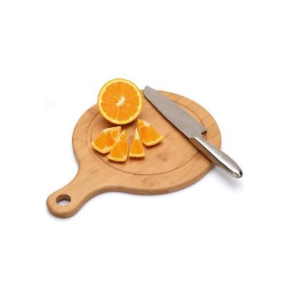 China Sustainable Beech Round Cutting Board With Handle Reversible Universal For Cutting Meat And Mincing Vegetables for sale