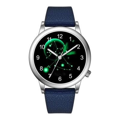 China Damen-Mode-Leder-Quarz-Uhr für Geschenk Soem-Legierungs-Armbanduhr für Frauen zu verkaufen