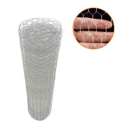 China Hot Sale Best Quality   Bag Plastic Hexagonal Net Twisted Flower Net Wedding Flower Chicken Cage Net for sale