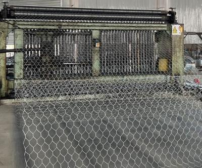 China Hexagonal Woven Galvanized Gabion Box: An Iron Wire Mesh Gabion Net Solution for sale