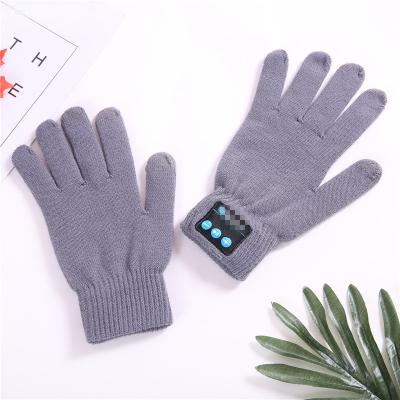 China Multipoint Warm Wireless Stereo Touch Screen Glove Speakerphone Winter Sale Support Coonection Amazone Talking Gloves for sale