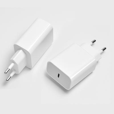 China Hot Sale Factory AC 0041 Portable European Regulations PD18W 100-240V PC Flat Fast Charging USB Wall Charger for sale