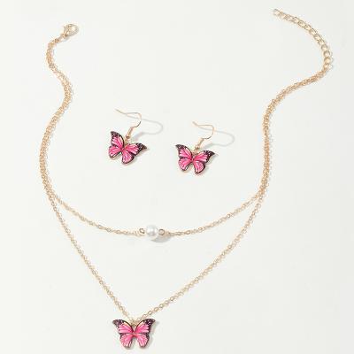 China Vintage 18K Gold Stainless Steel Necklace Butterfly Necklace Jewelry for sale