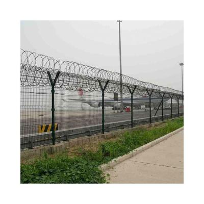 China Sustainable Professional UV Resistance Galvanized Concertina Farm Razor Barbed Wire Fence for sale