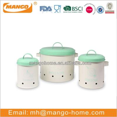 China Sustainable Iron Metal 3 Pcs Storage Potato Canister for sale