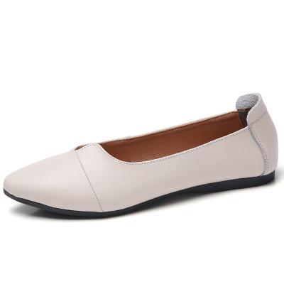 China Round Slip On Soft Breathable Non Slip Flat Heels Women Casual Flexible Loafer Shoes for sale