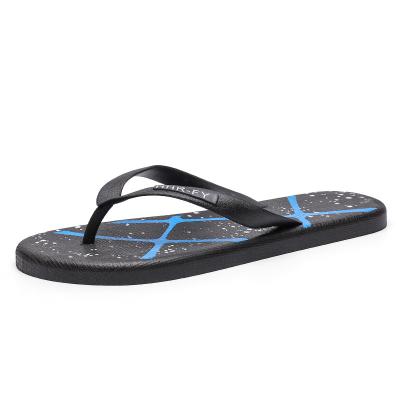 China New Flat Design Comfortable Custom Flip Flops Beach Casual Flat Slippers For Men for sale