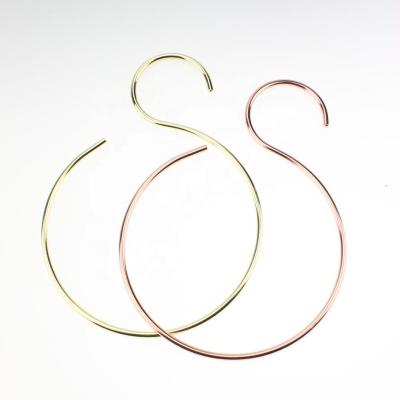 China 551-29RG Flat Luxury Rose Gold Metal Wire Round Clothes Scarf Towel Hanger for sale