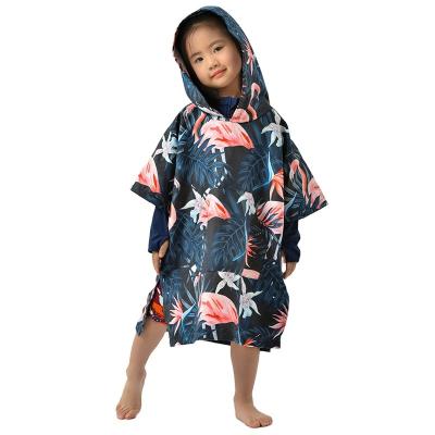 China Custom Printed Wholesale QUICK DRY Kids Bathrobe Sunscreen Swimwear Quick Dry Beach Towel With Hooded for sale