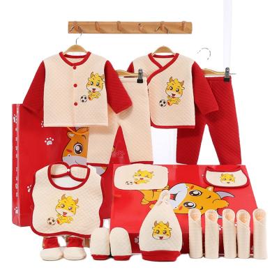 China MICHLEY 100% Animal Anti-Shrink Newborn Winter and Autumn Newborn Baby Gift Set Cotton Pattern Baby Clothing Sets for sale