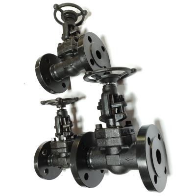 China General Cast Carbon Steel Hand Wheel Flanged Connection Globe Valve for sale