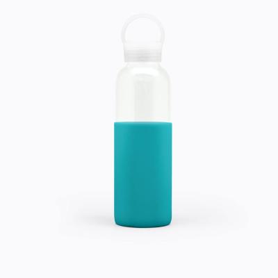 China Fashion Sustainable Transparent Portable Sports Water Bottle Glass Bottle With Cover Feature for sale