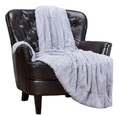 China 100%polyester Quality Solid Color Faux Fur Washable Soft Breathable Luxury Blanket for sale