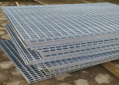 China La fragua estándar 25x3 galvanizó el tipo plano material de acero de la reja A36 en venta