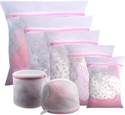 China Mesh Laundry Bags with Premium Zipper for sale