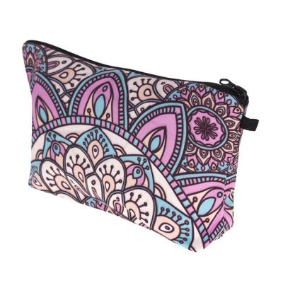 China 2020 Portable Women Embroidered Fabric Clutch Bag Ethnic Cosmetic Makeup Zippered Pouch for sale