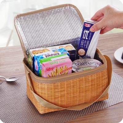 China Beach Waterproof Bag BBQ Cooler Tool Kit With Water Proof Cooler Bag Heat Insulation Insulated Lunch for sale