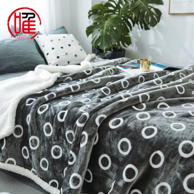 China Anti-static Hot Sale Polyester Sherpa Dinner Throw Blanket Custom Print Warm Soft Sherpa Fleece Throw Blankets for sale