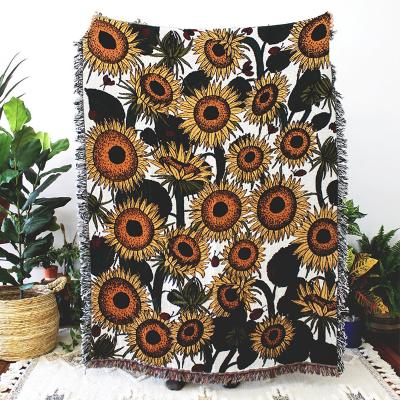 China PORTABLE Cheap Price Custom Illustration Sunflowers and Ladybugs Bohemian Multicolor Floral Throw Woven Tapestry Blanket for sale