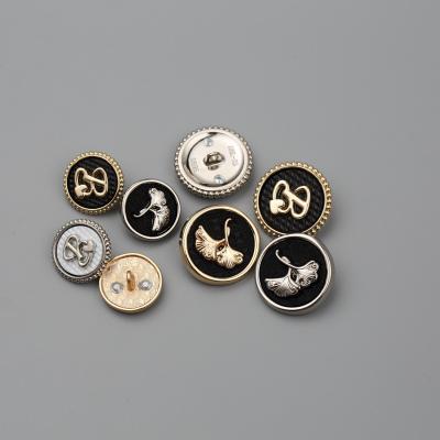 China New Style Washable Luxury Custom Made Luxury Gold Buckle Zinc Alloy Sewing Leg Button For Garment Coat Jacket Clothing for sale