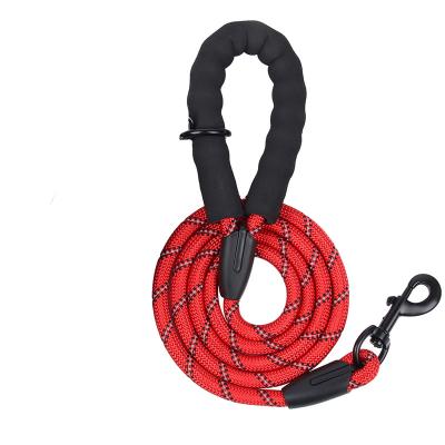 China Reflective Pet Supplies Reflective Threads Strong Durable Polyester Dog Leash for sale