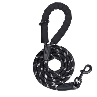 China Thoughtful Round Nylon Rope Dog Leash With Comfortable Padded Handle for sale