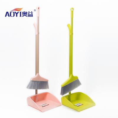 China 8021 AOYI Low Price Home Used Plastic Mini Brushes Broom And Dustpan Sets,Wholesale Soft Broom Cleaning for sale