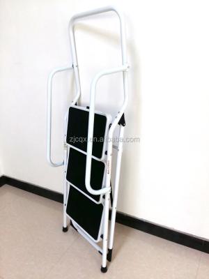 China Chuangquanxing EN131 Folding Ladders New 2,3,4 Step Safety Ladder With Side Safety Rails for sale