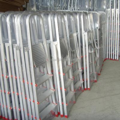 China Folding Ladders 4 Tread Aluminum Step Ladder for sale