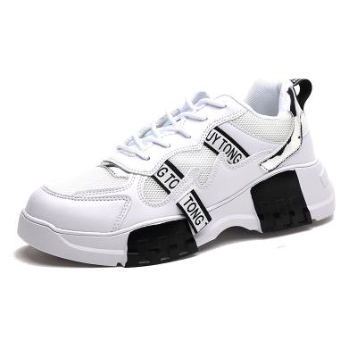 China Men's Outdoor Shoes Fashion Breathable Lace Up Breathable Shoes Comfortable Sneakers Shoes White for sale