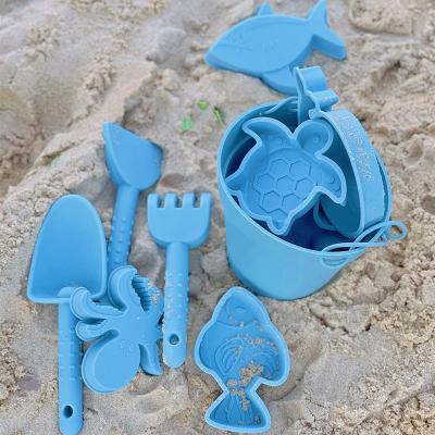 China Flexible hot selling products sand toys beach 2022 kids BPA free silicone beach bucket outdoor kids educational beach toy set for sale