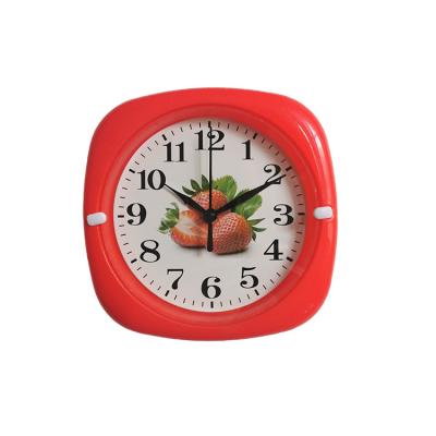 China Plastic Wall Clock 1 AA Battery Classic Style for sale