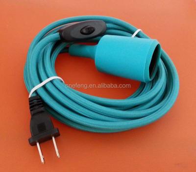 China Screw In Ceramic , Plastic , Bakelite Lamp Socket Textile Power Cord With Plug for sale