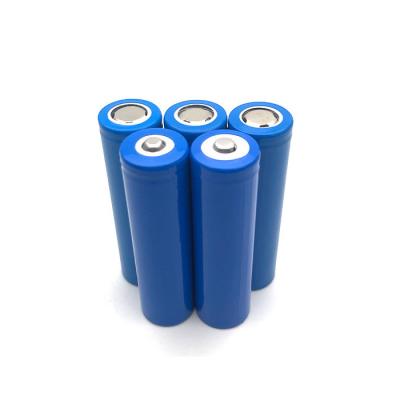 China Tip Flat Top 3.7V 3000mAh 18650 Lithium Ion Battery for sale