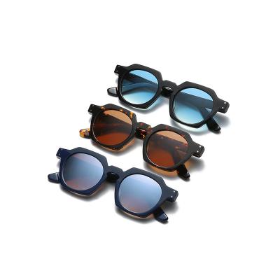 Cina Fashion sunglasses shape sunglasses on Shenzhen line make sunglass in vendita