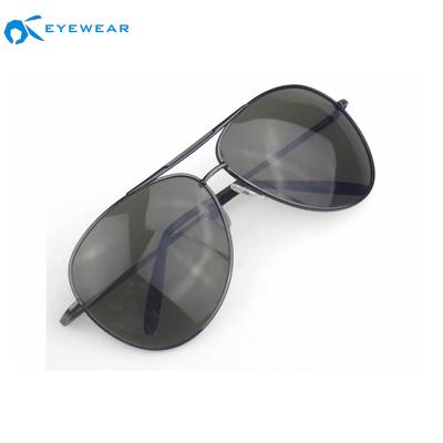 China Classic Fashion Sunglasses Full Frame Sun Glasses Eyewear Sunglasses Titanium à venda