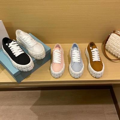 China Cushioning Brand Women Trendy White Women Dad Shoes Chunky Sneakers Platform Casual Shoes White Platform Thick Sole Sneaker Casual Shoes for sale