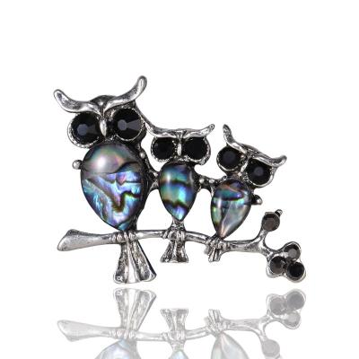 China Hot Selling Luxury Baroque Environmental Friendly Natural Shell Owl Brooch for sale