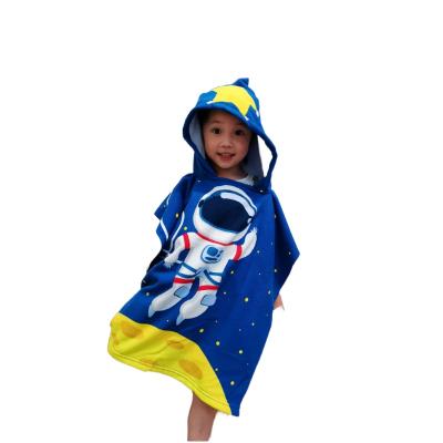 China Hot Sale Child Safe Cartoon Kids Digital Printing Hooded Beach Towels For Travel for sale