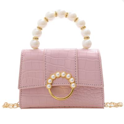 China 2021 new high quality children's bag European and American girls fashion cross-body chain bags pearl handbag small children's baby bag for sale