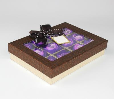 China Luxury handmade chocolate gift box with clear window for sale