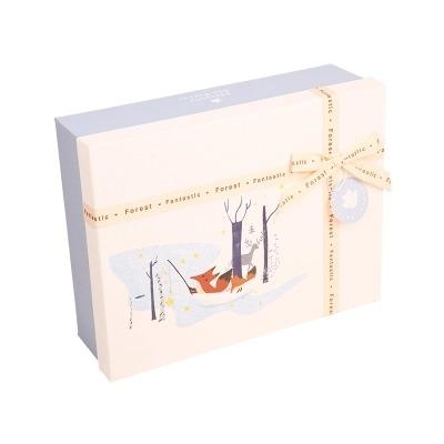 China Handmade Newborn Baby Paper Gift Boxes Set For Packaging Clothing for sale