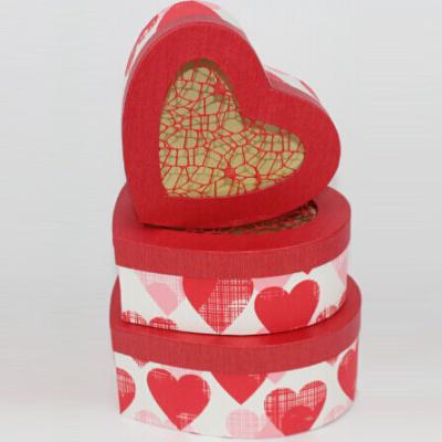 China Handmade Elegant Cardboard Paper Heart Shape Box Set With PVC Window For Valentine for sale