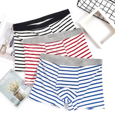 China Antistatic Striped Patterns Mens Underwear Plus Size Boxers Breathable Shorts For Boys Student for sale