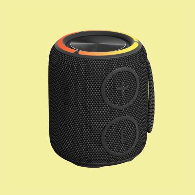 China Sistema de sonido inalámbrico portátil de 16W Bluetooth/Aux/TF Tarjeta TPU ABS Tejido 10H Tiempo de juego Compatible con en venta