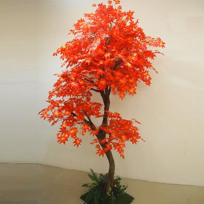 China Real Artificial Red Maple Tree Pretend Artificial Decorative Large Wooden Tree For Weddings for sale