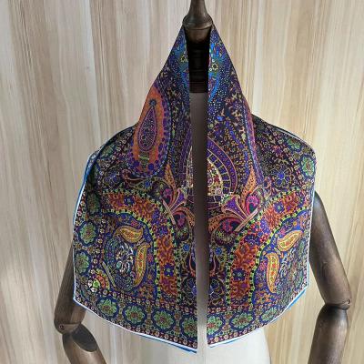 China Square Design 100% Square Head Scarf 90*90cm Bandanna Bandanna Custom Made Silk Hand Made Silk Scarf For Women Muslim Hijab for sale