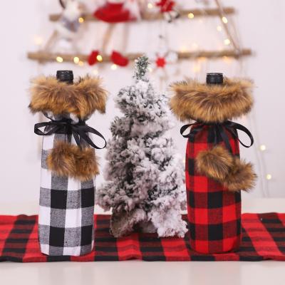 China Christmas Table Decoration YQ-474 New Buffalo Plaid Wine Bottle Cover Christmas Faux Fur Sweater Wine Rack Pocket Bags for sale