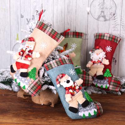 China YQ-445 Fashionable Christmas Storing Hanging Bag Santa Claus Snowman Hotel Home Decoration Gifts Candy for sale